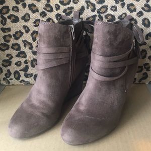 Ankle booties